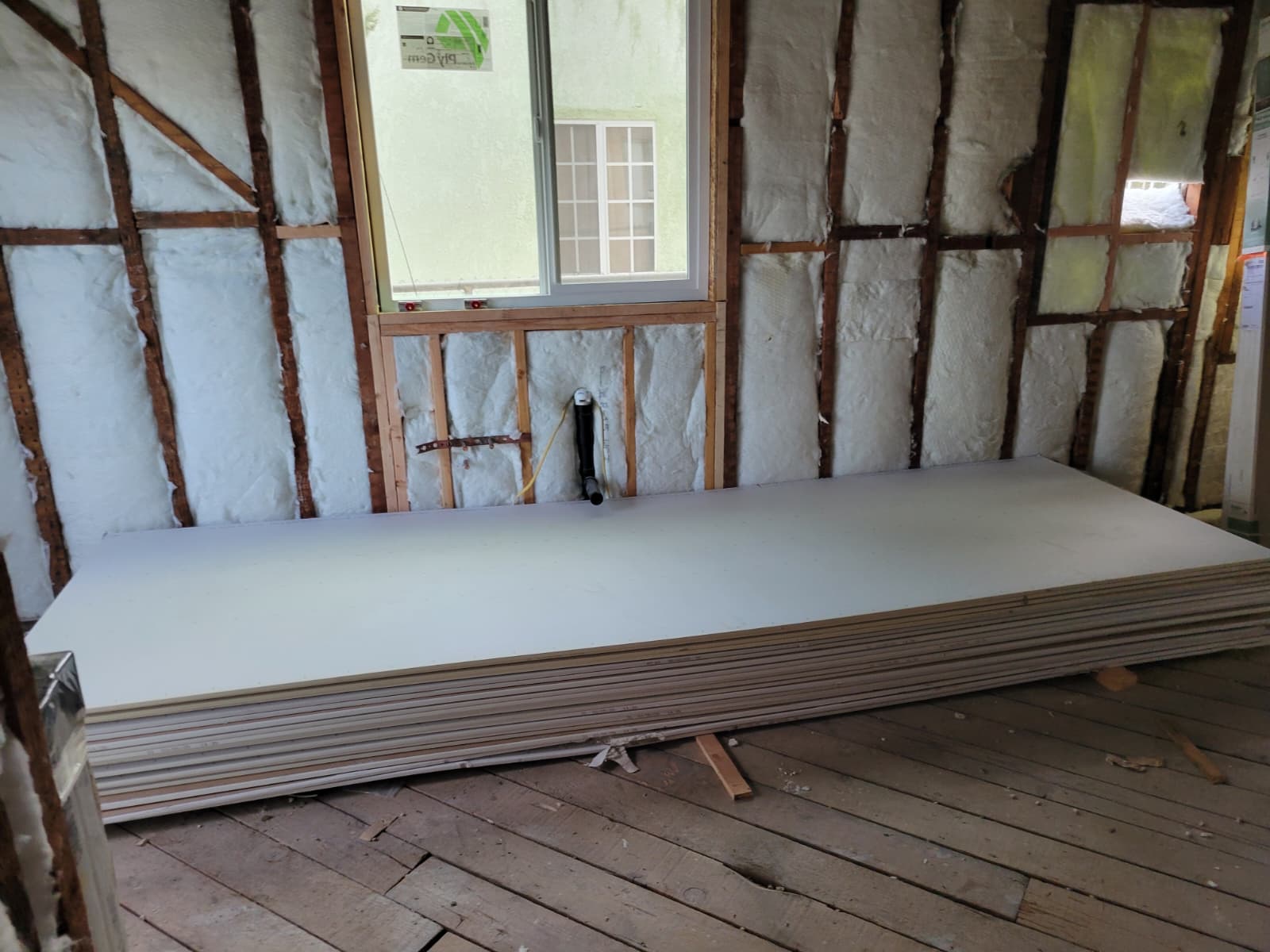 Fiberglass Insulation delivery Los Angeles