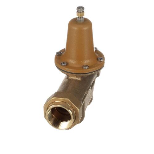 Brass Pressure Regulating 1 in. Sweat PSI-300